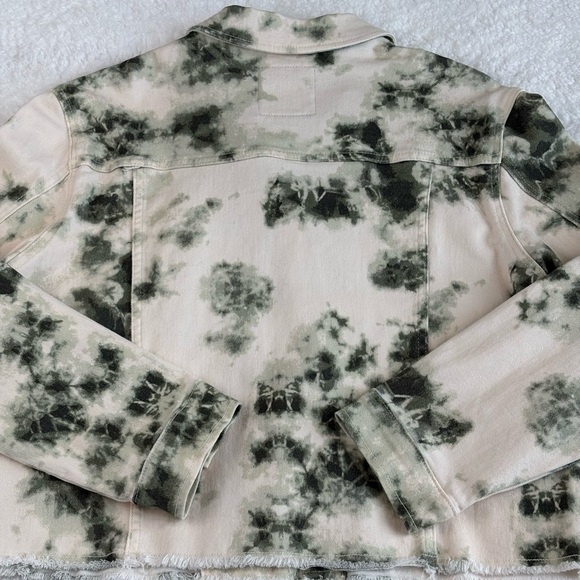 Sanctuary Cream and Green Tie-Dye Jean Jacket - Picture 11 of 16